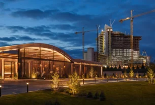 Conceptual casino development illustrating the transition from a temporary venue to a larger permanent resort in Waukegan